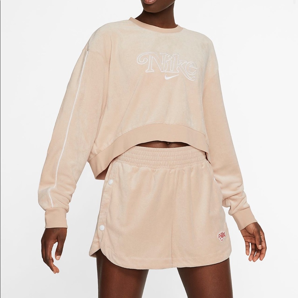 Nike sportswear cream nude set